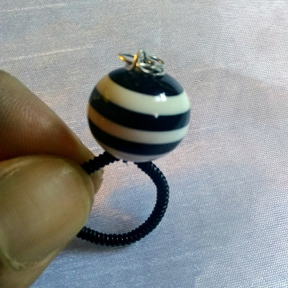 Ring! - Picture 3 of 4